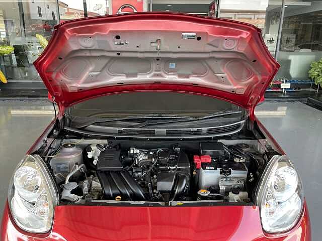 Nissan March 1.2 E CVT