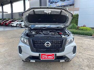 Nissan Navara KC 2.5 SL 6MT สีเทา